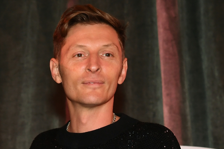 Павел воля про брови у девушек